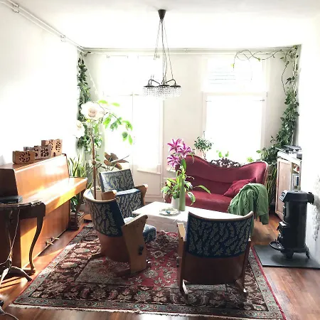 Apartment Light & Quiet Oasis Amsterdam