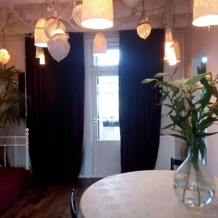 Light & Quiet Oasis شقة